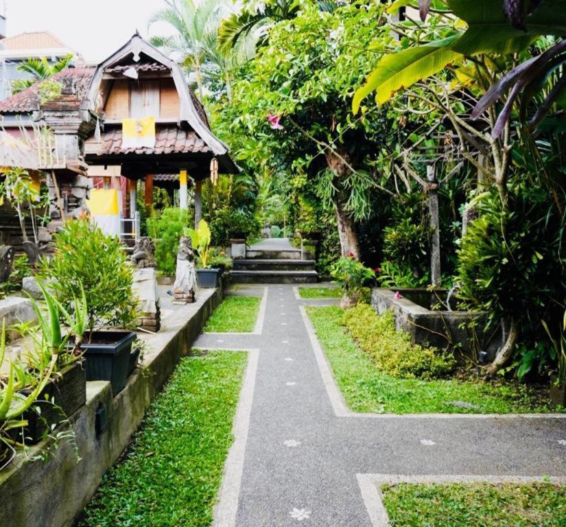 Bed and Breakfast Matahari House à Ubud Extérieur photo